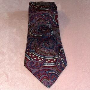 Stafford silk tie burgundy paisley print made in USA